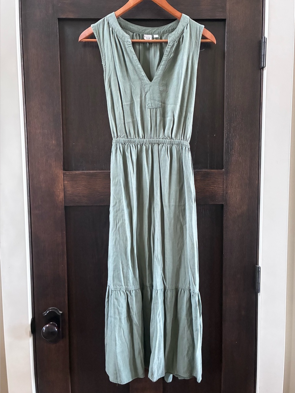 GAP Sleeveless Maxi Dress in Sage
